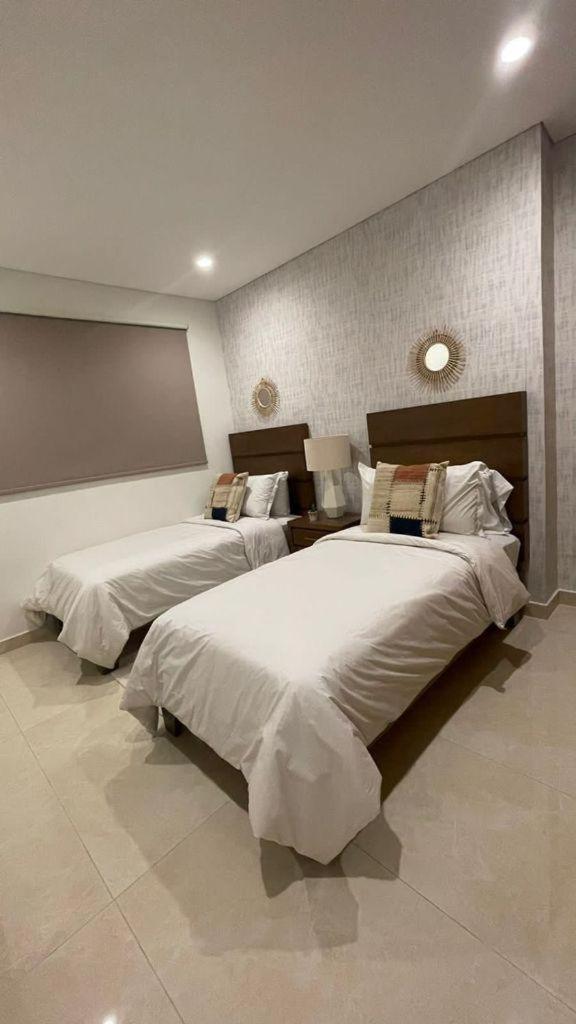 Lovely By The In Zona Dorada Apartamento